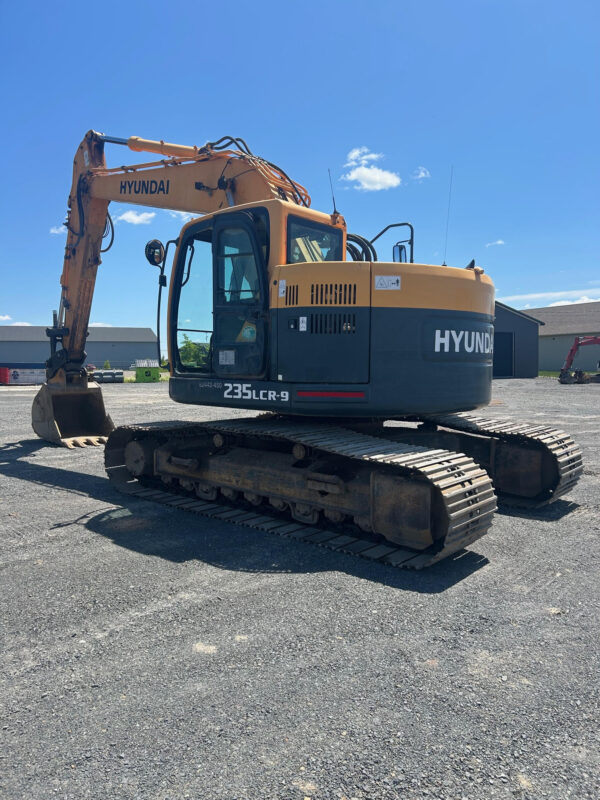 HYUNDAI 235LC-9